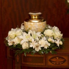 White Elegance Table Wreath